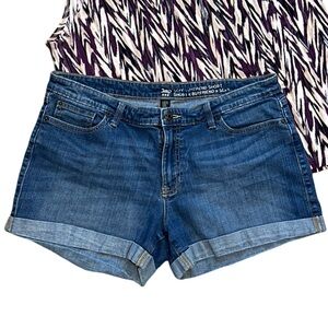 Gap 1969 Sexy Boyfriend Shorts Roll Cuffed Women’s Size 14 Blue Mid Wash